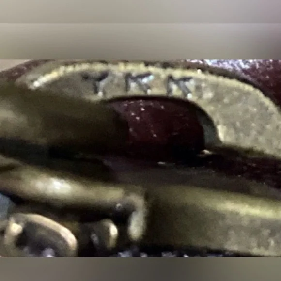 Burberry Haymarket Check Studded Tote - Picture 15 of 16